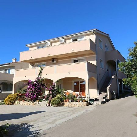 נובליה Apartments Monopoly מראה חיצוני תמונה
