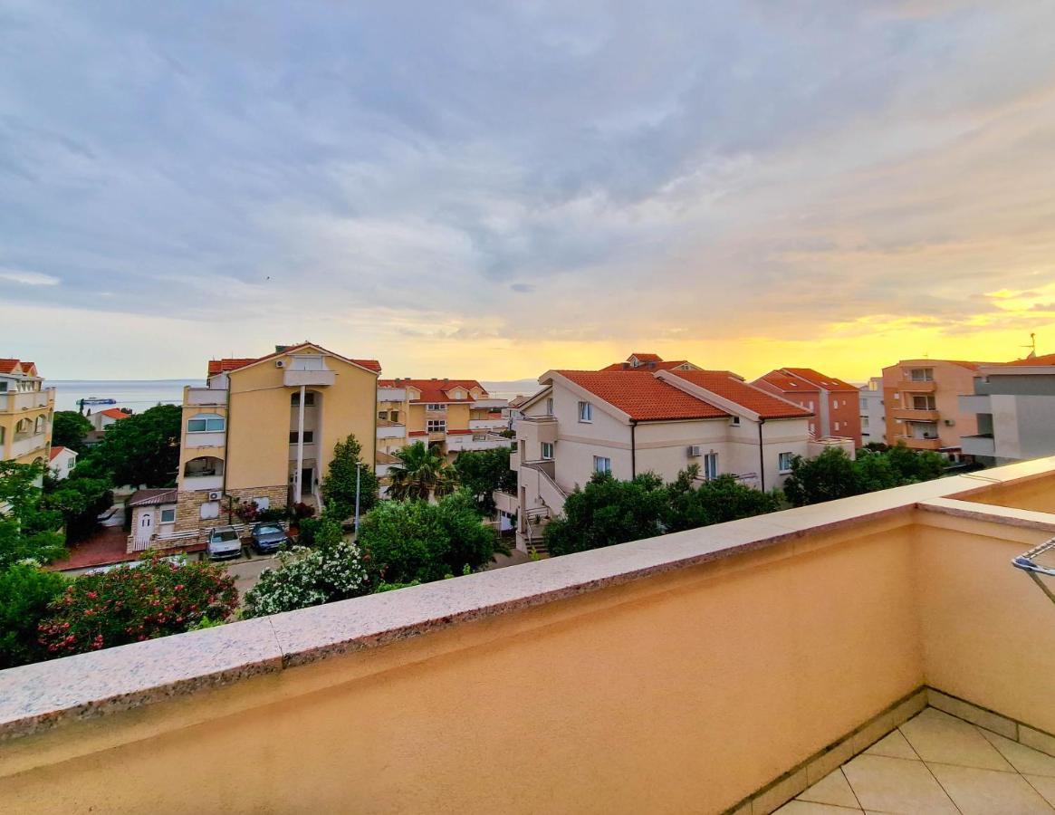 נובליה Apartments Monopoly מראה חיצוני תמונה