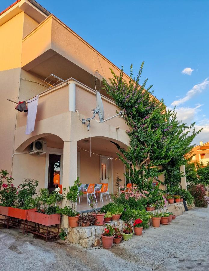 נובליה Apartments Monopoly מראה חיצוני תמונה