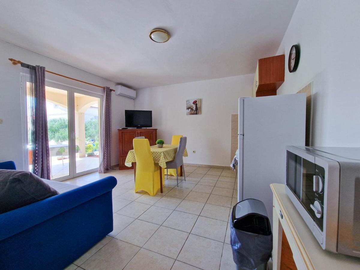 נובליה Apartments Monopoly מראה חיצוני תמונה